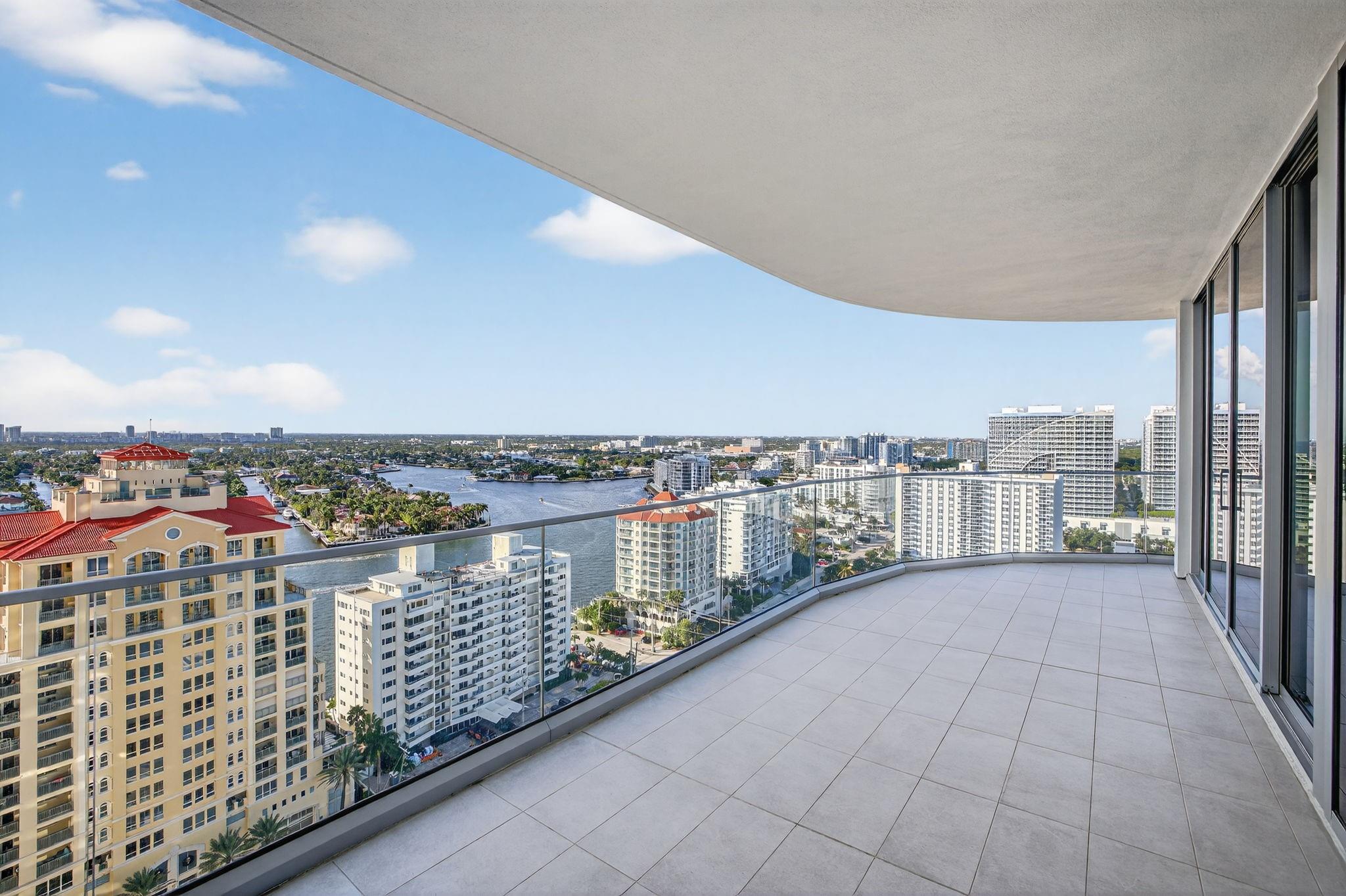 Selene Oceanfront - Residential Lease