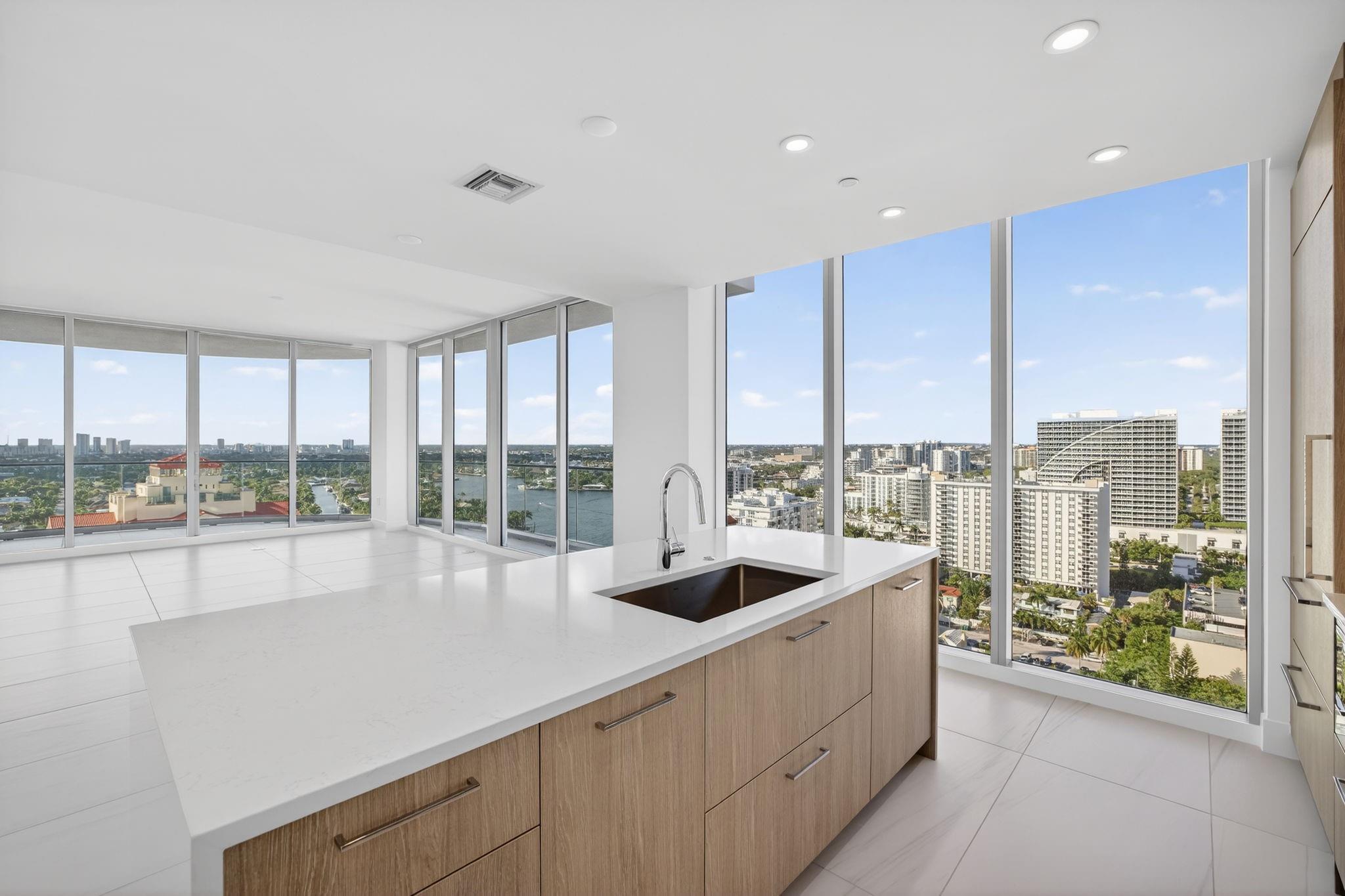 Selene Oceanfront - Residential Lease