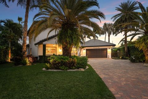 Tiny photo for 1403 Indian Road E, Lake Clarke Shores, FL 33406 (MLS # R11159470)