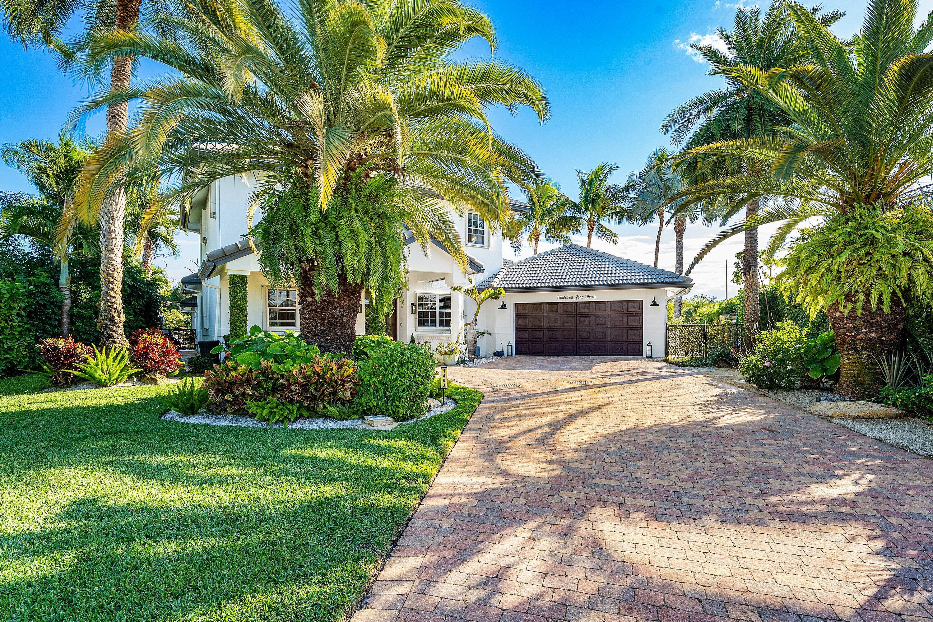 LAKE CLARKE WATERWAY ESTATES 1 - Residential