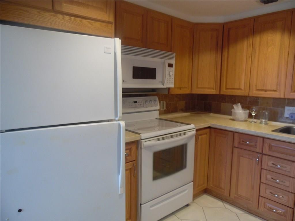 CENTURY VILLAGE EAST - Residential