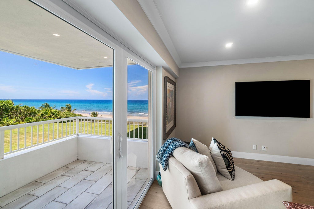 Photo of 600 S Ocean Boulevard #4070, Boca Raton, FL 33432 (MLS # B26069772)