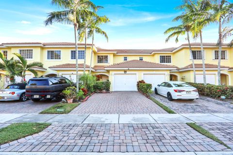 944 Imperial Lake Road West Palm Beach FL 33413