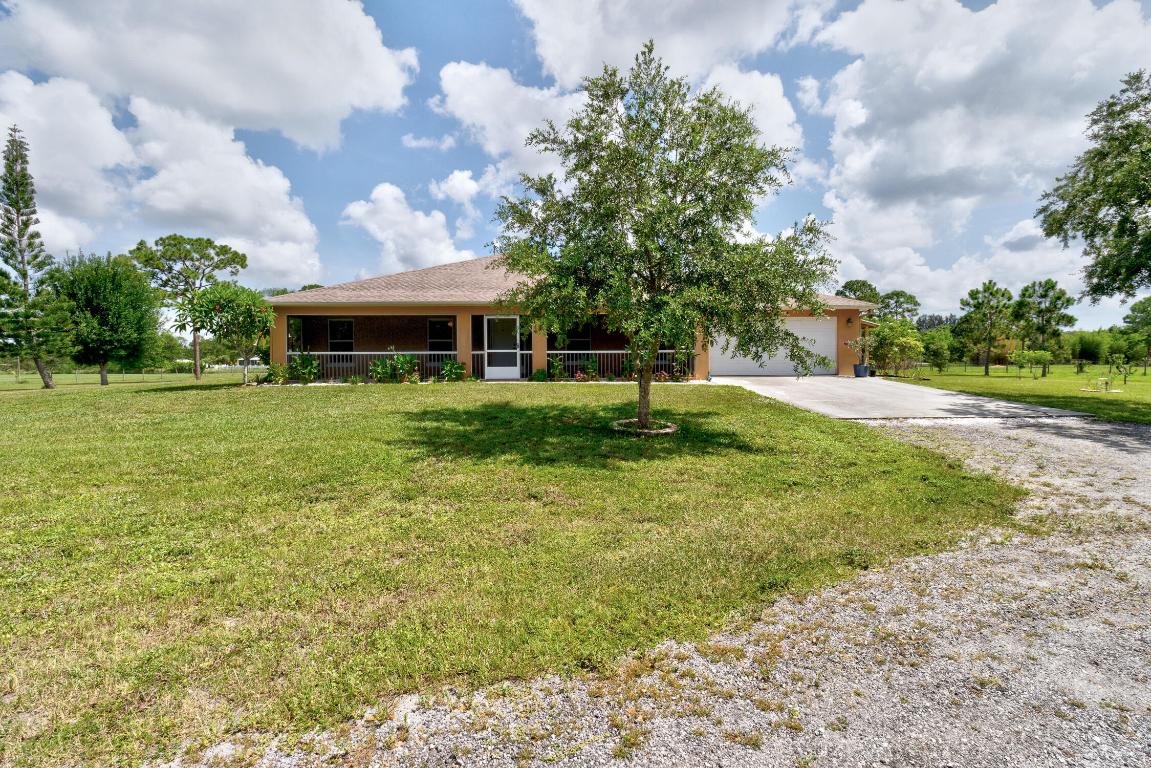 FELLSMERE FARMS CO S/D OF UNSURVEYED TWP 31 RNG 37 - Residential