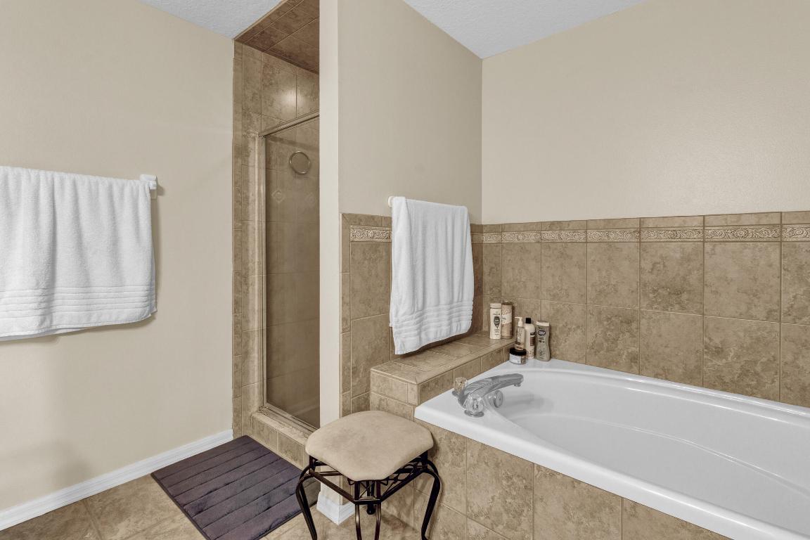 FELLSMERE FARMS CO S/D OF UNSURVEYED TWP 31 RNG 37 - Residential