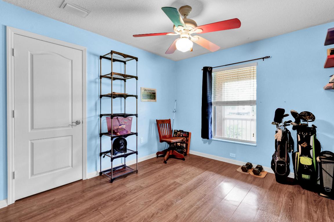 FELLSMERE FARMS CO S/D OF UNSURVEYED TWP 31 RNG 37 - Residential