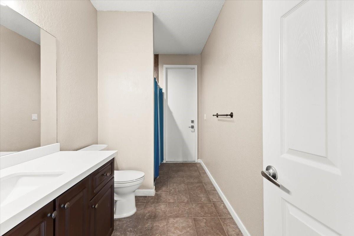 Da Silva 150-32 B - Residential Lease