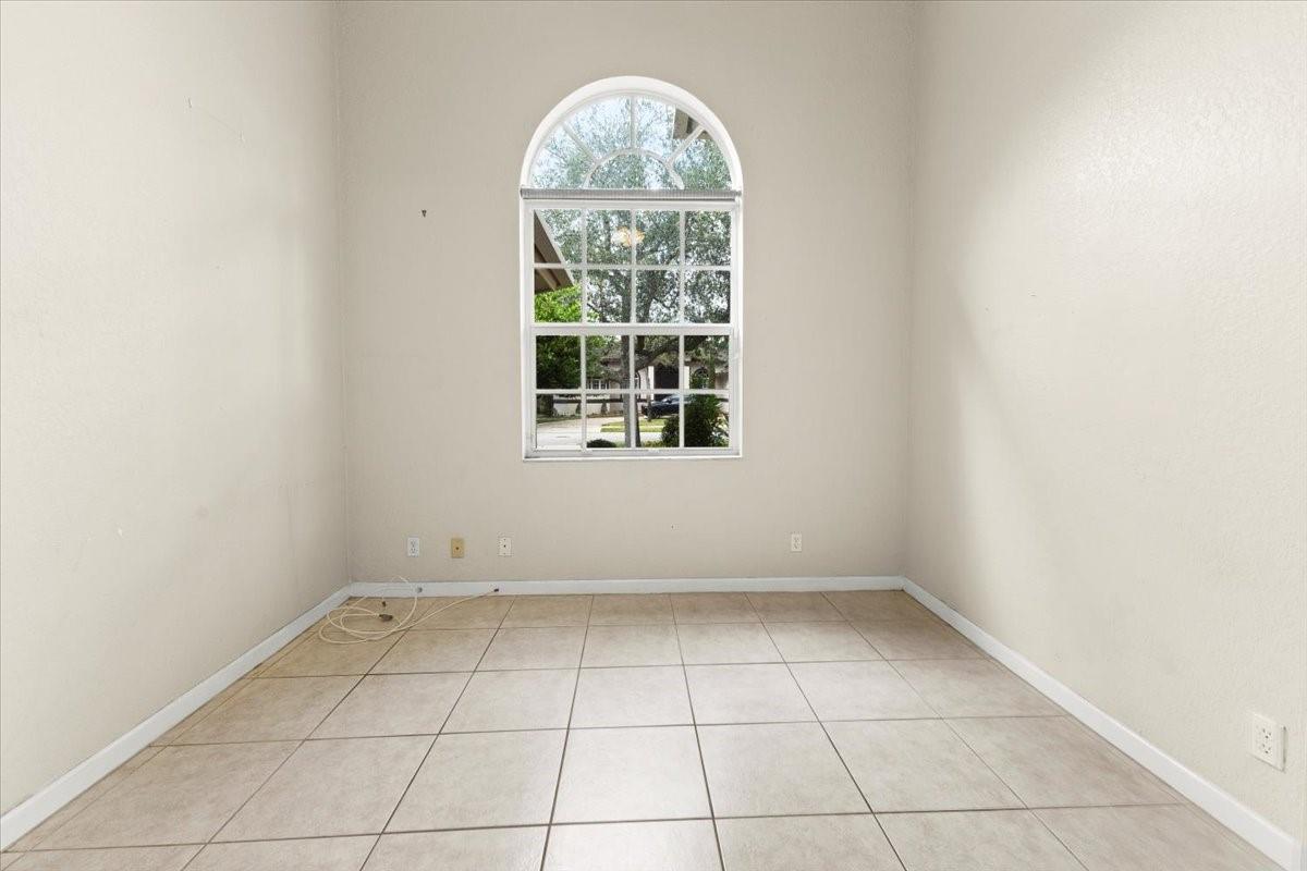 Da Silva 150-32 B - Residential Lease