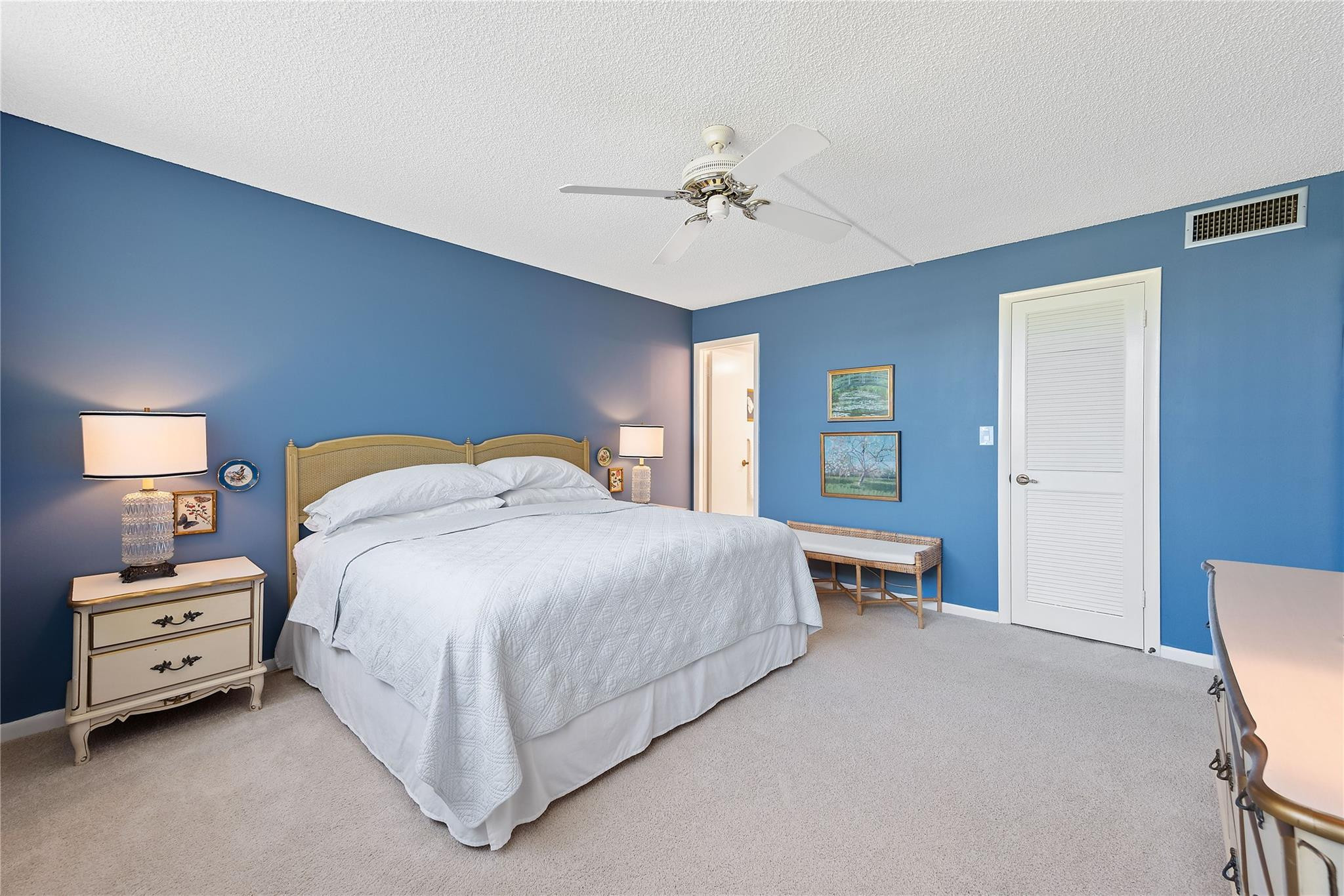 HOLLYBROOK GOLF AND - Residential