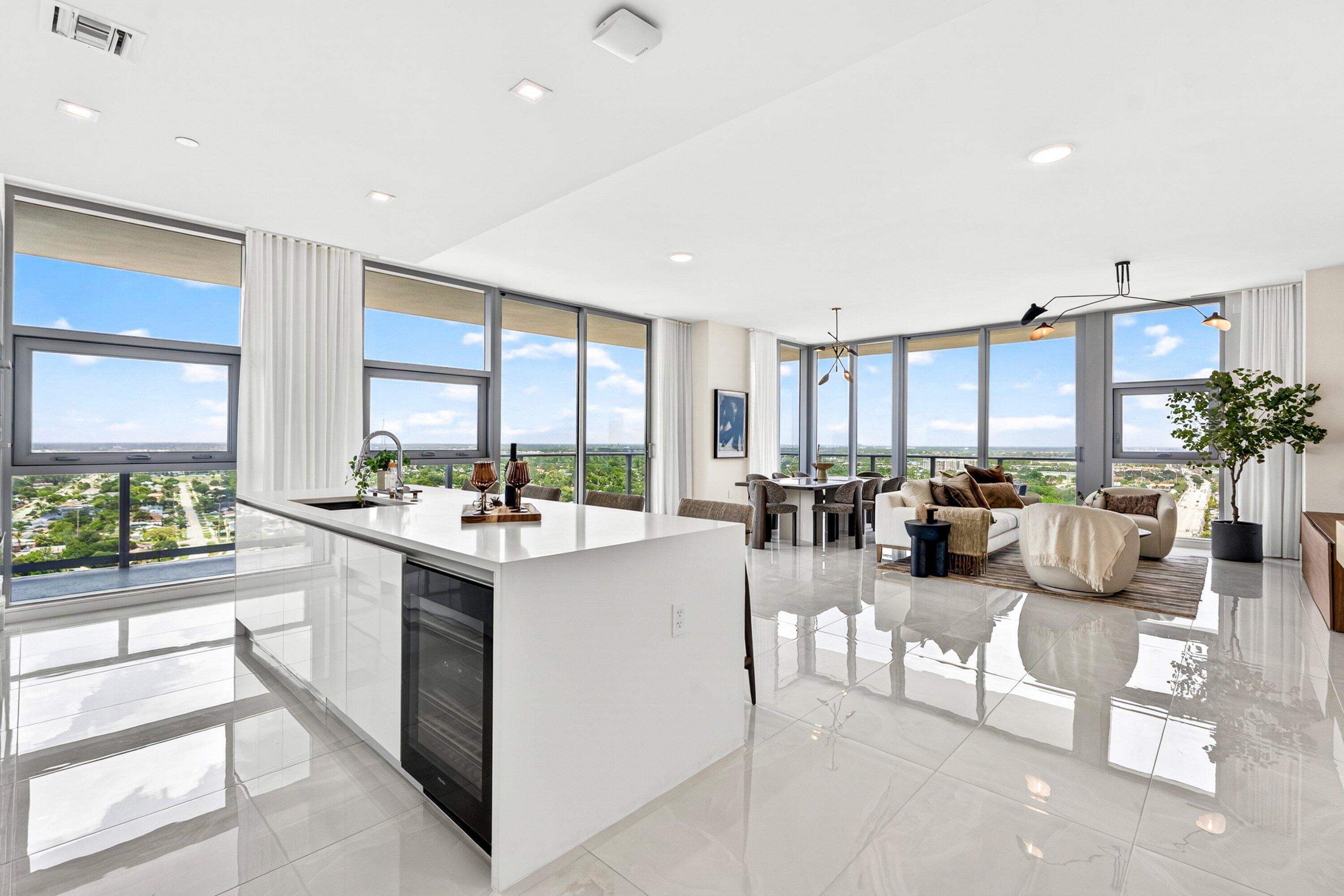NAUTILUS 220 CONDO - Residential