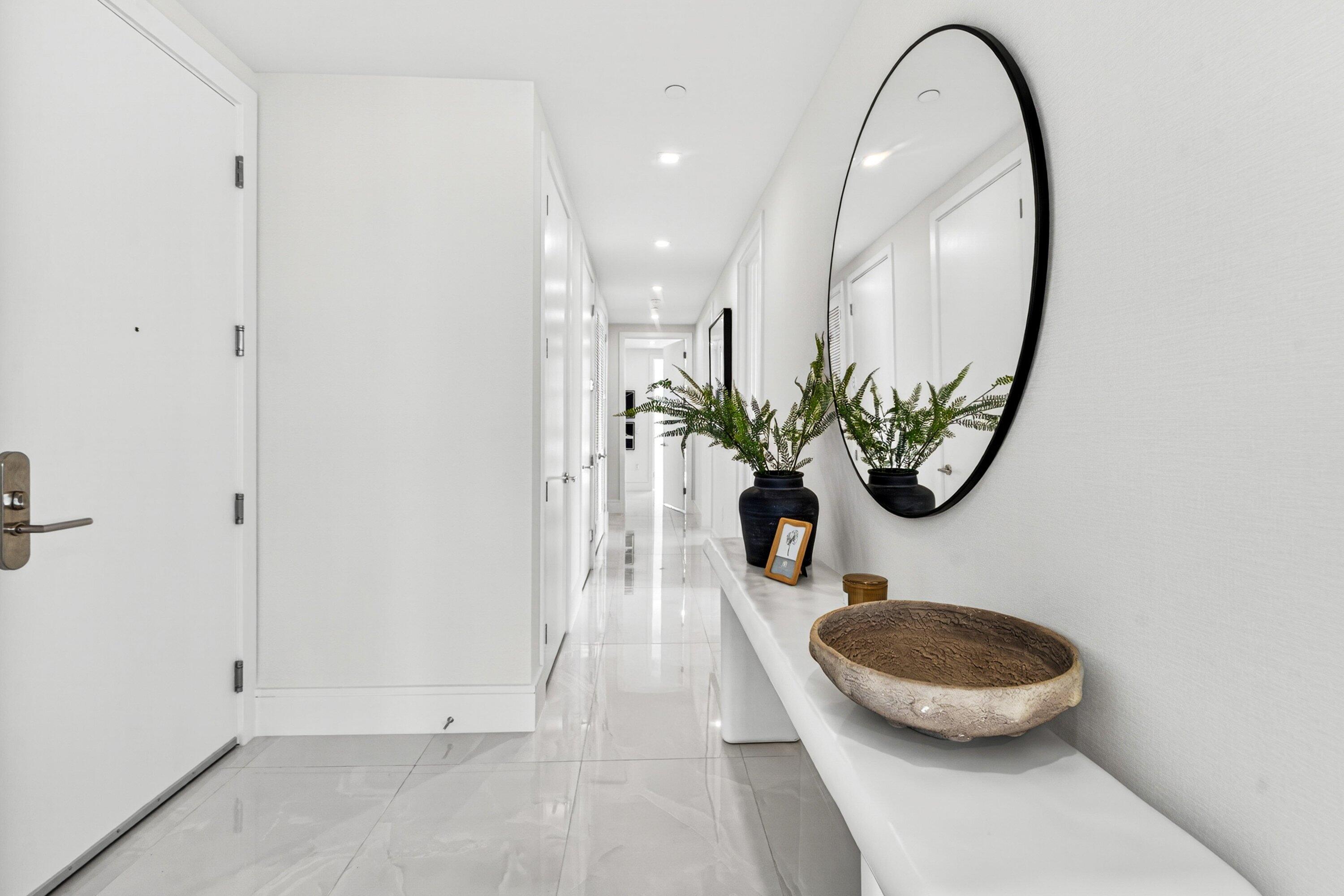 NAUTILUS 220 CONDO - Residential