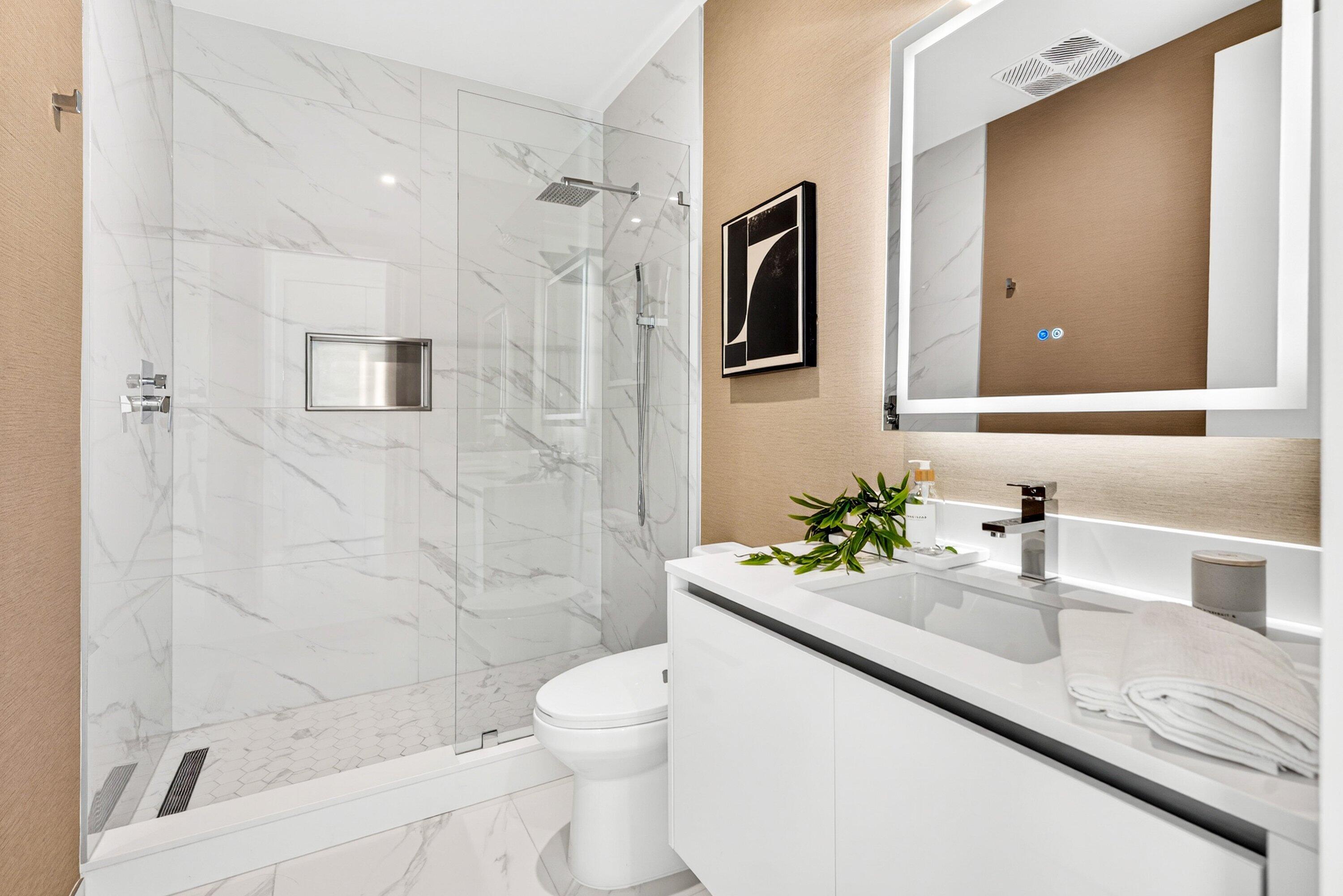 NAUTILUS 220 CONDO - Residential