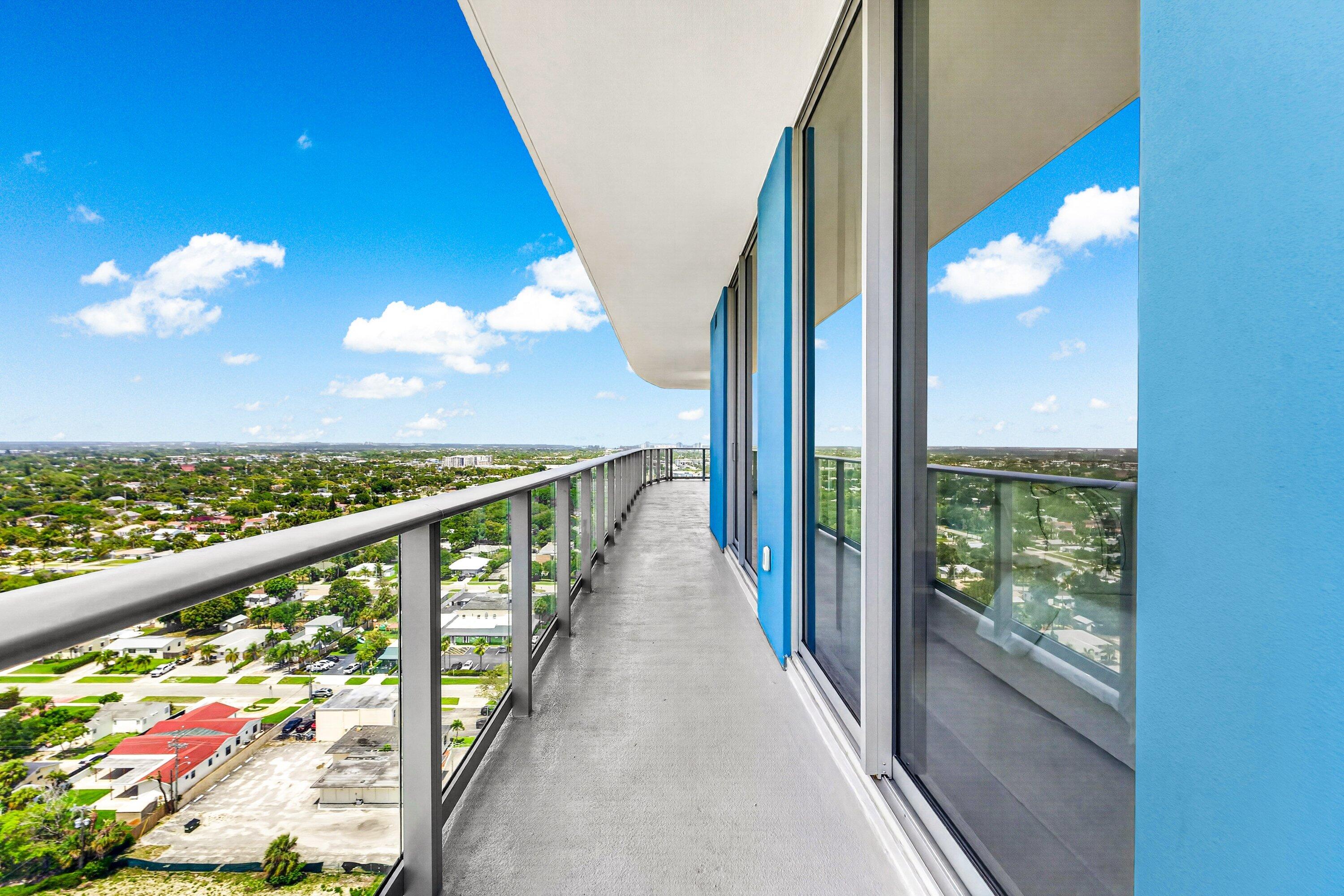 NAUTILUS 220 CONDO - Residential