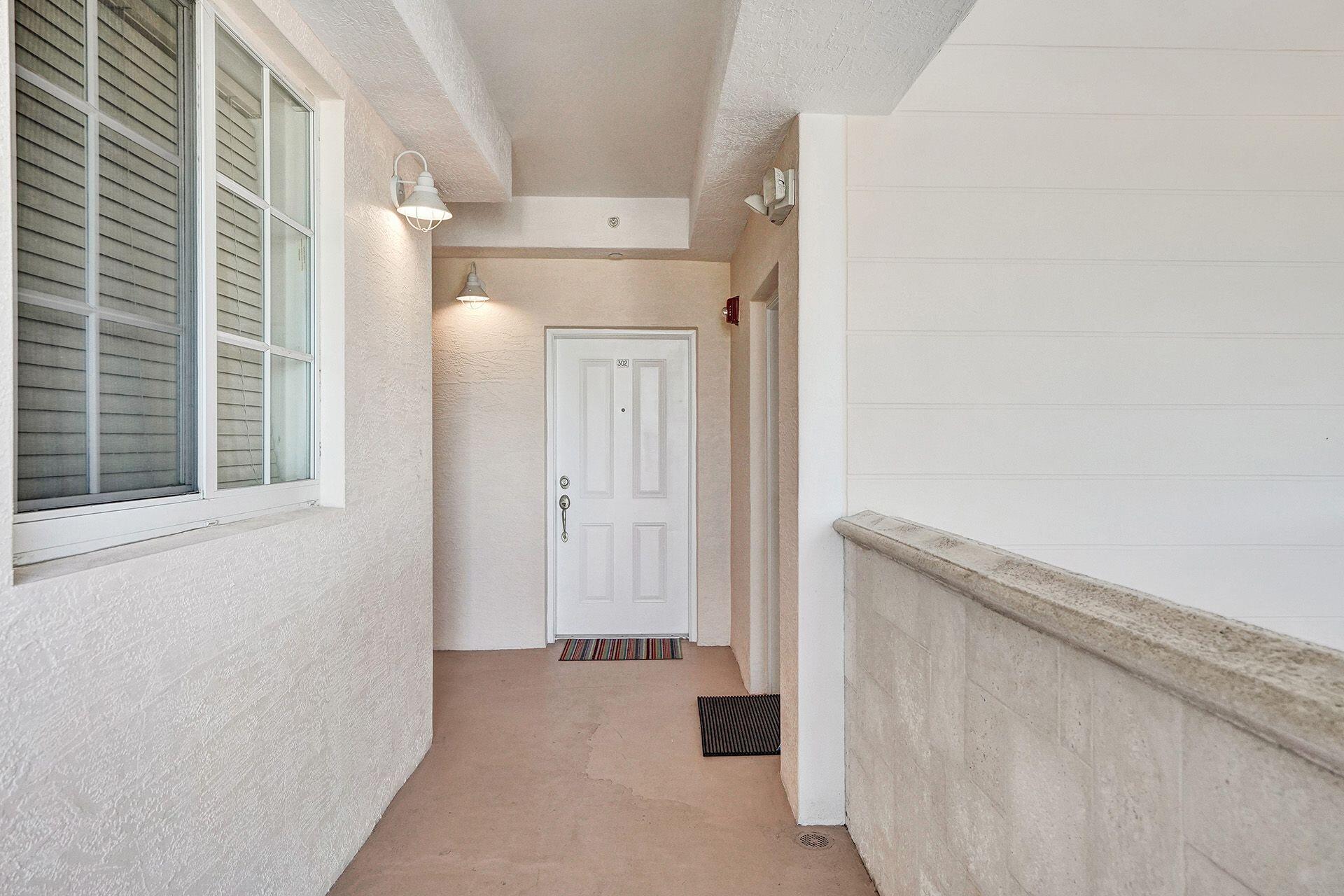 ISLAND BREEZE AT DEERFIELD BEACH - Residential