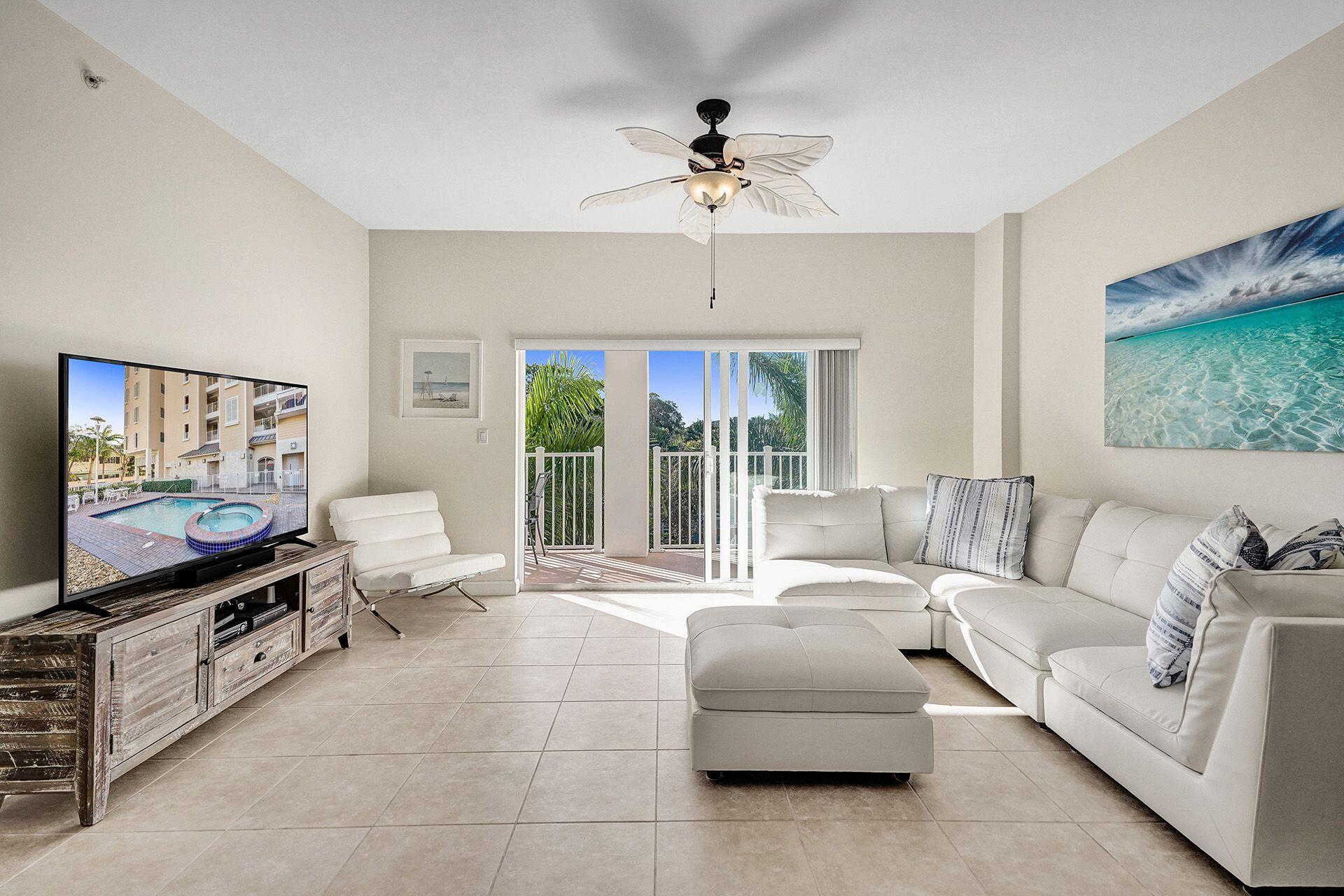 ISLAND BREEZE AT DEERFIELD BEACH - Residential