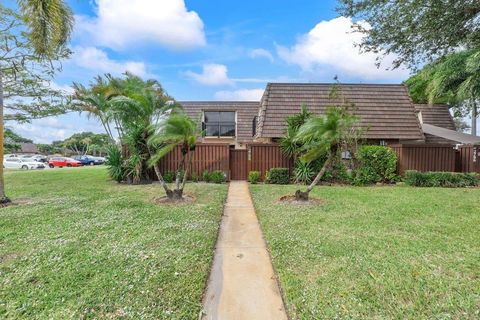 A home in Deerfield Beach