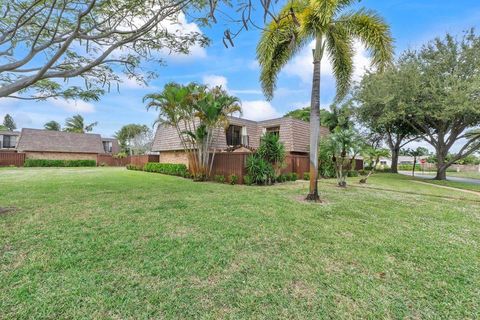 A home in Deerfield Beach