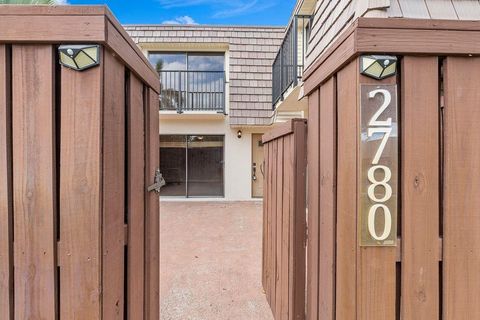 A home in Deerfield Beach