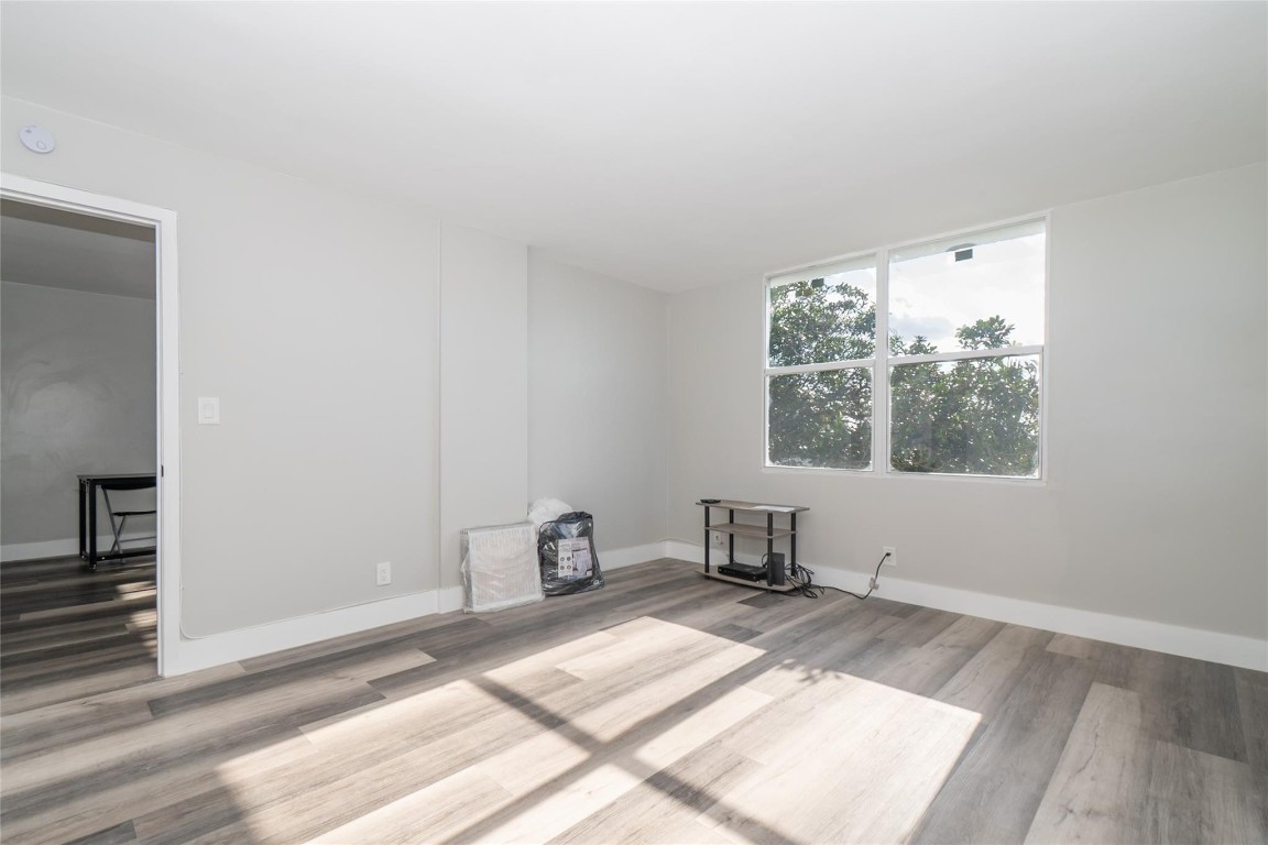 Royal Park - Residential