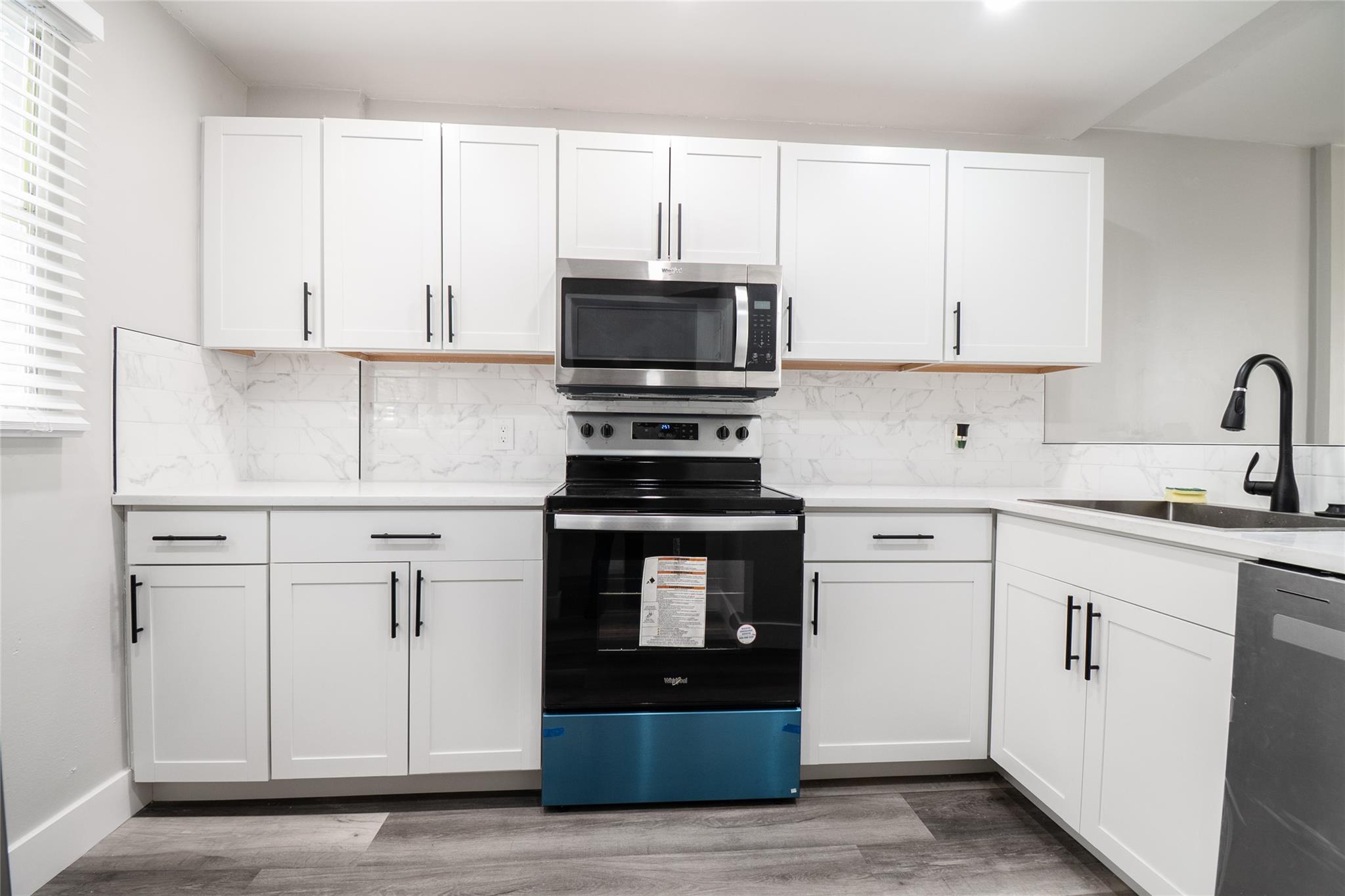 119 Royal Park Dr 4H, Oakland Park, FL, 33309/$206,500 1 119 Royal Park Dr 4H