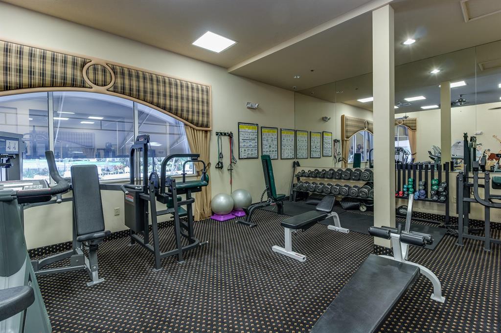 Valencia Lakes - Residential