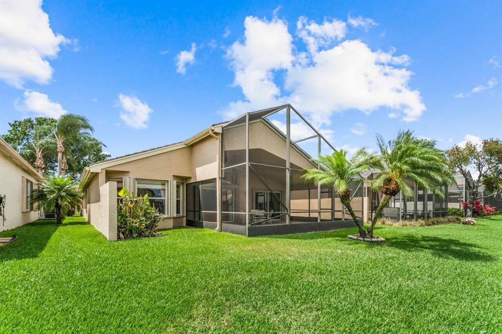 Valencia Lakes - Residential