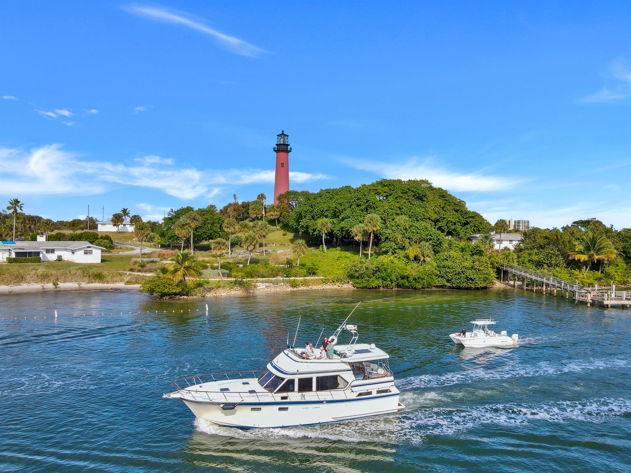 JUNO BY THE SEA NORTH THE - Residential