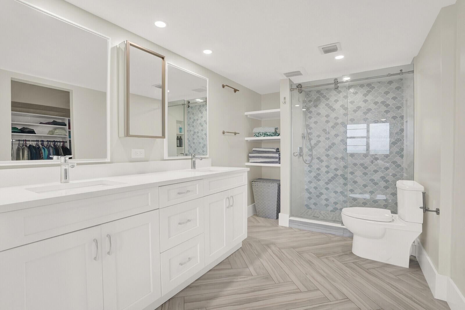 JUNO BY THE SEA NORTH THE - Residential