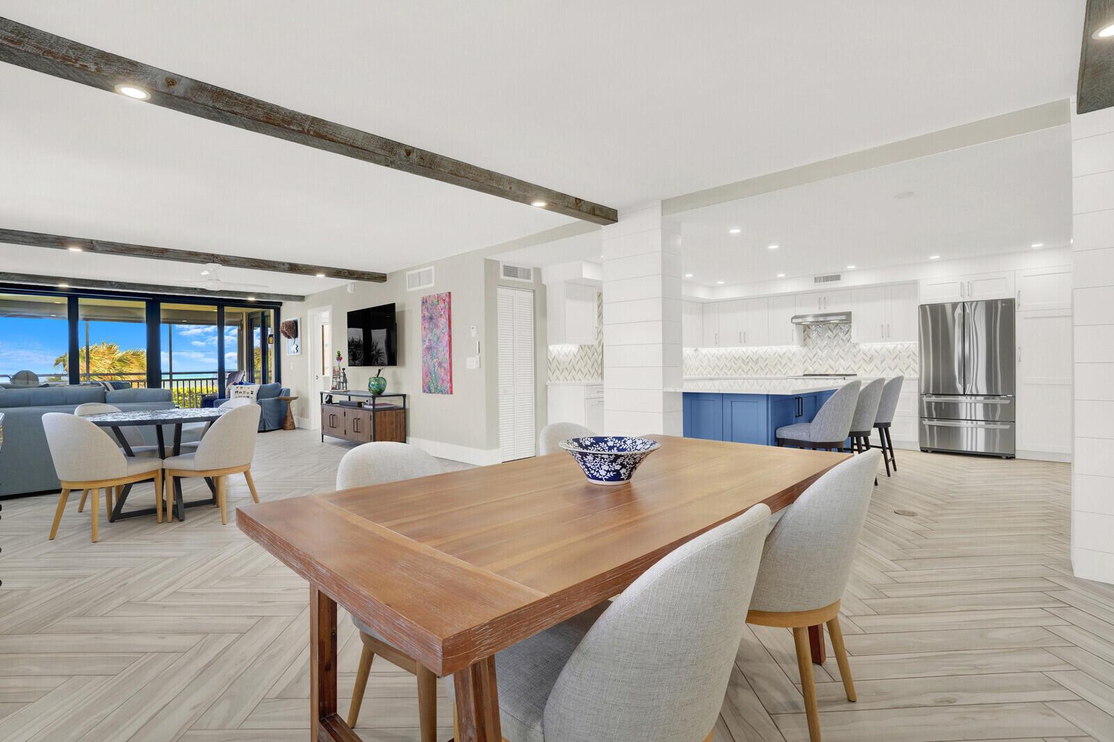 JUNO BY THE SEA NORTH THE - Residential