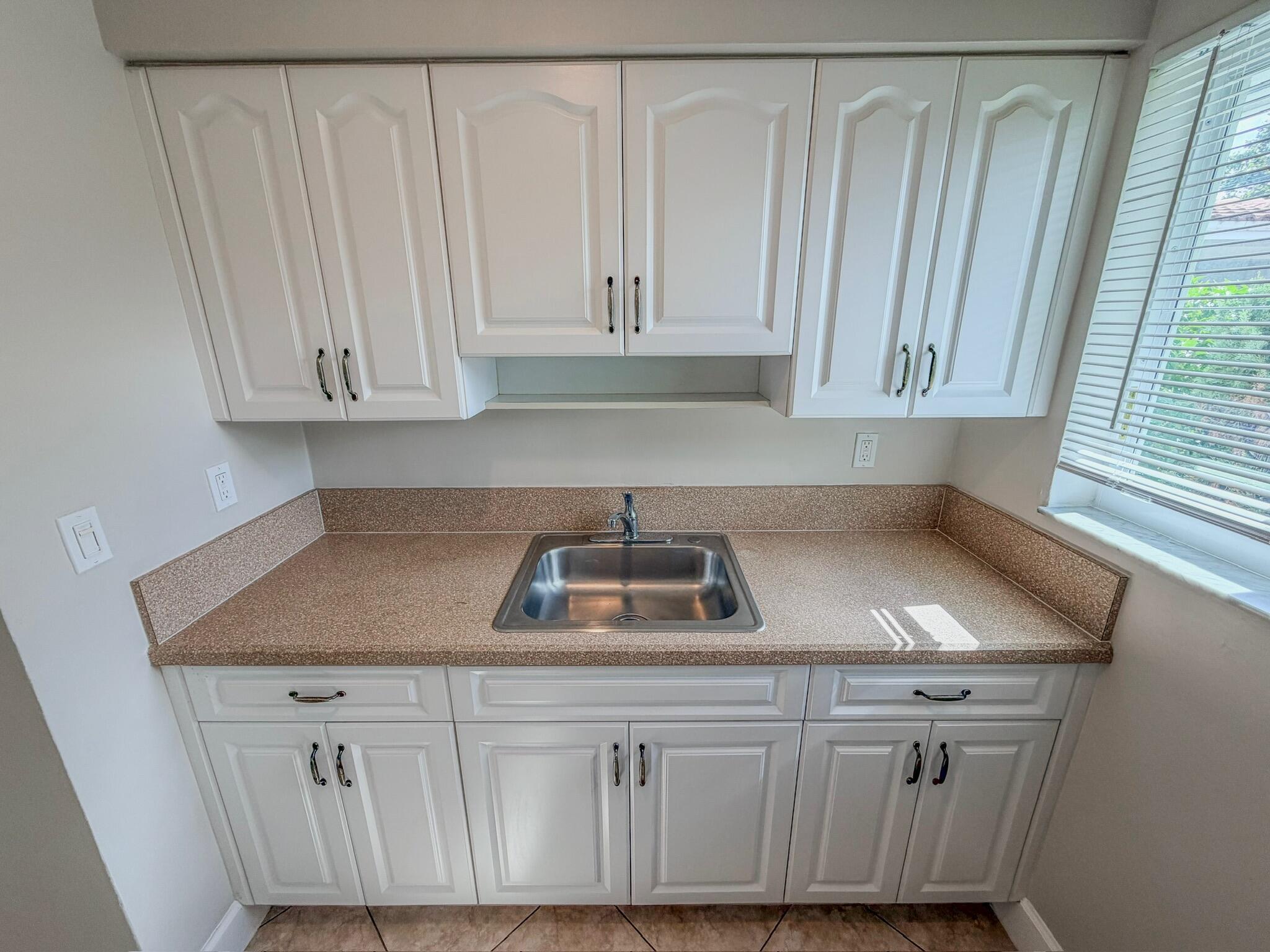 VILLA RICA - Residential Lease