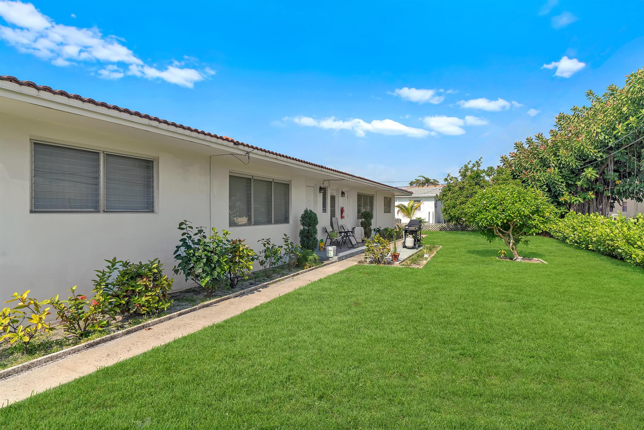 VILLA RICA - Residential Lease