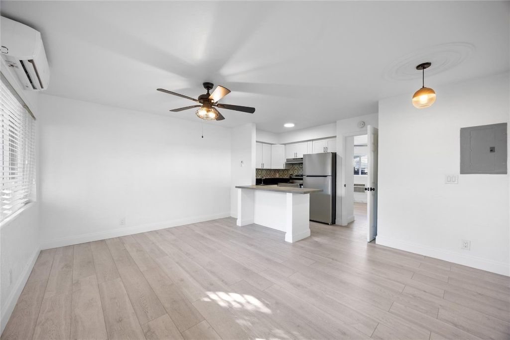 Photo of 1125 SW 15 Avenue #1, Fort Lauderdale, FL 33312 (MLS # F10543823)