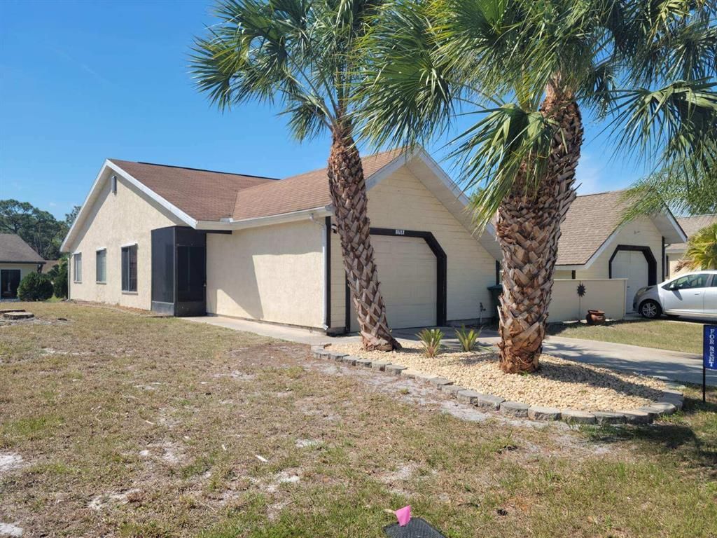 Photo of 1758 SE Ryecroft Court, Port St Lucie, FL 34952 (MLS # R10877357)