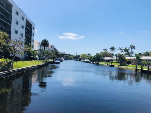 A home in Lauderdale By The Sea