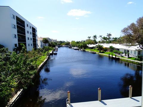 A home in Lauderdale By The Sea