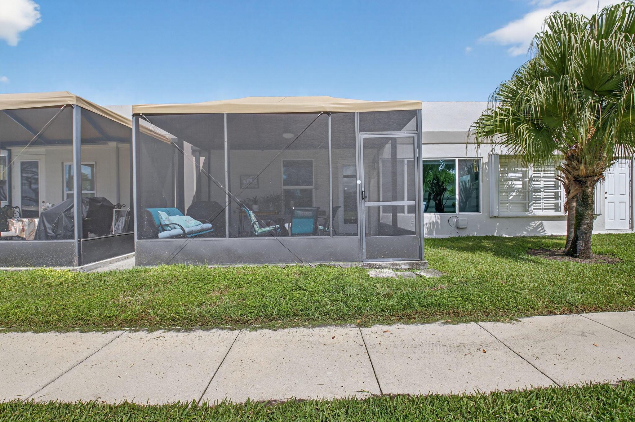 Town Villas - Residential