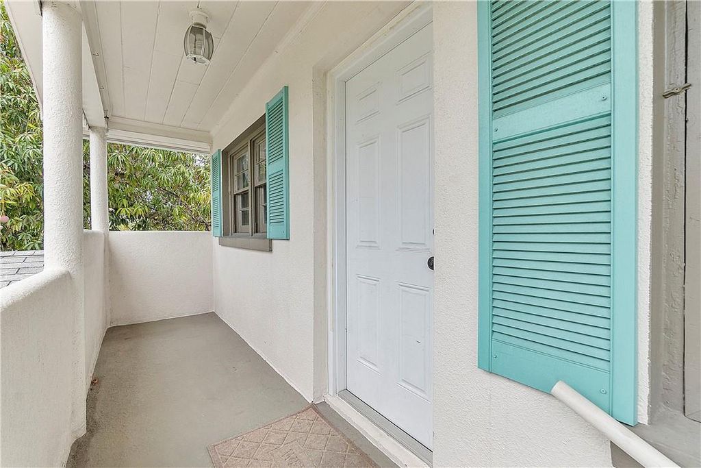 Photo of 611 SE 1st St, Delray Beach, FL 33483 (MLS # F10384162)