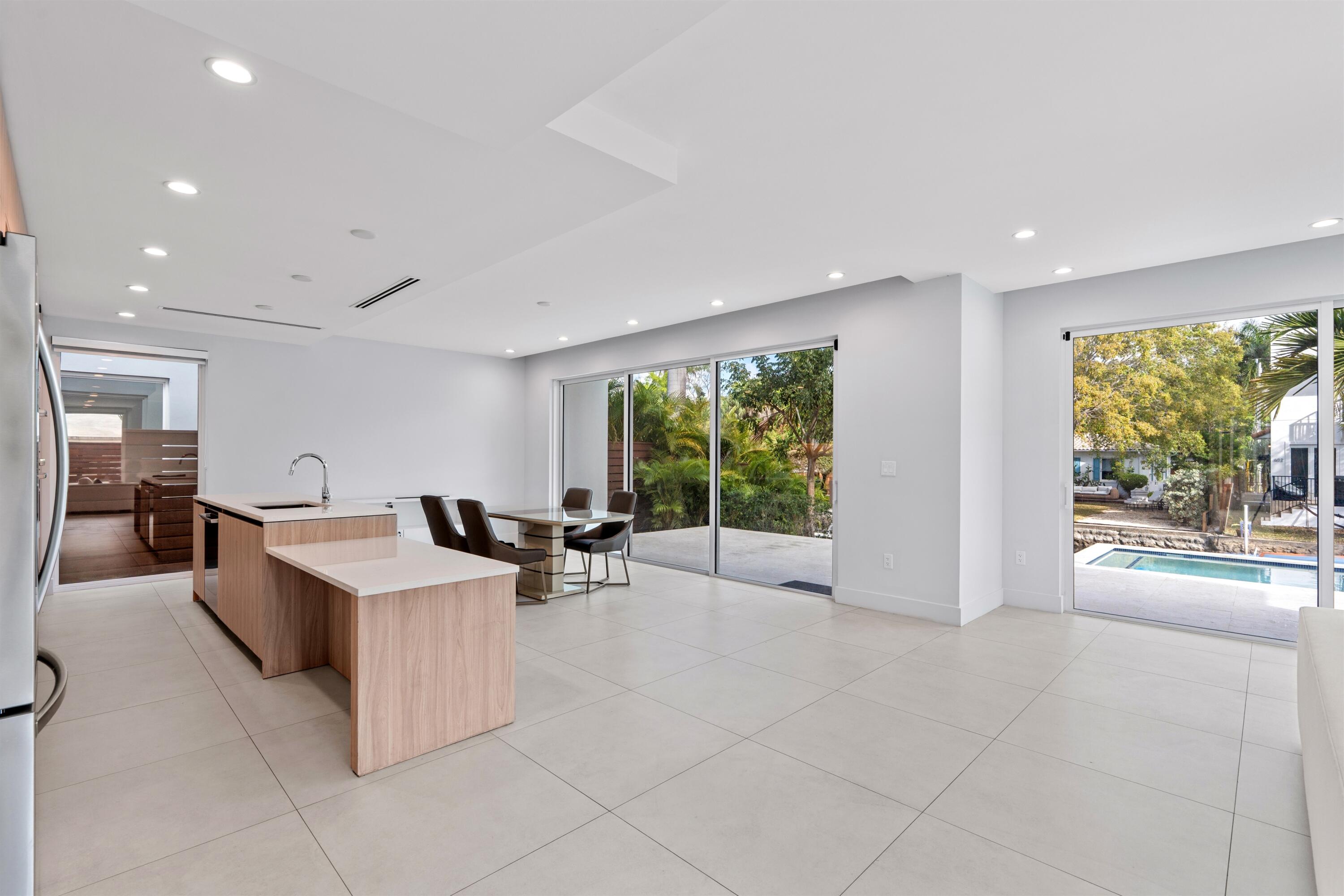 CROISSANT PARK RIVER SEC - Residential