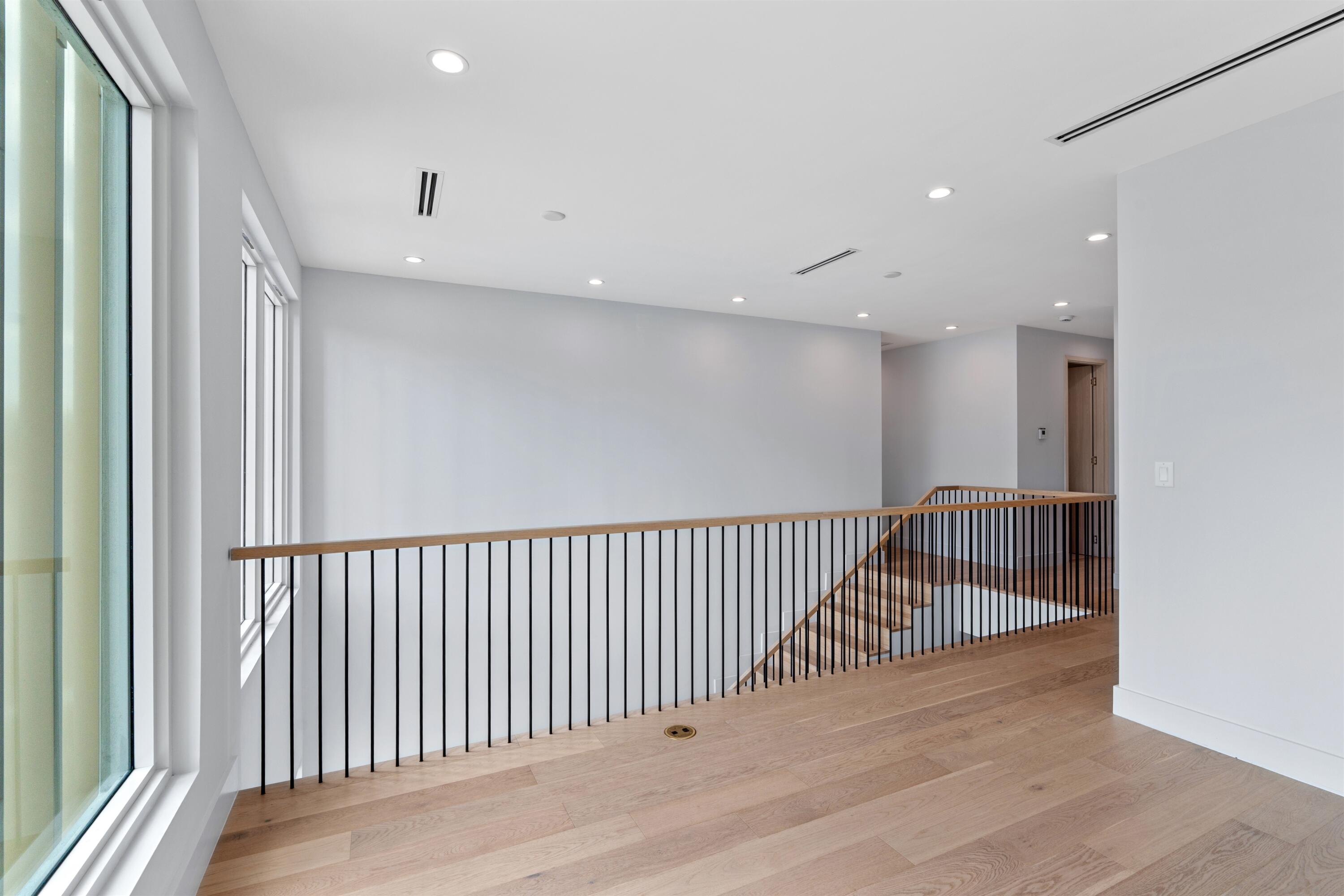 CROISSANT PARK RIVER SEC - Residential