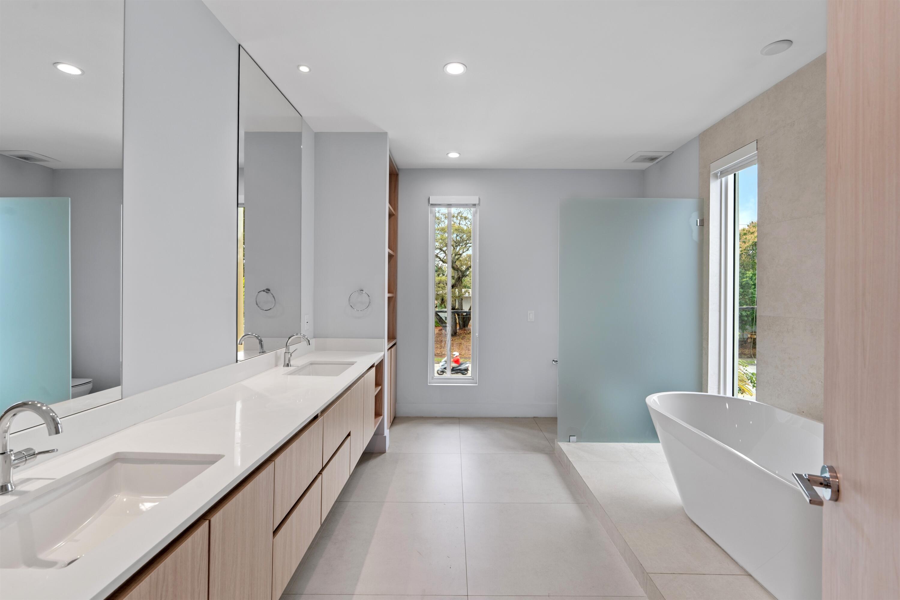 CROISSANT PARK RIVER SEC - Residential