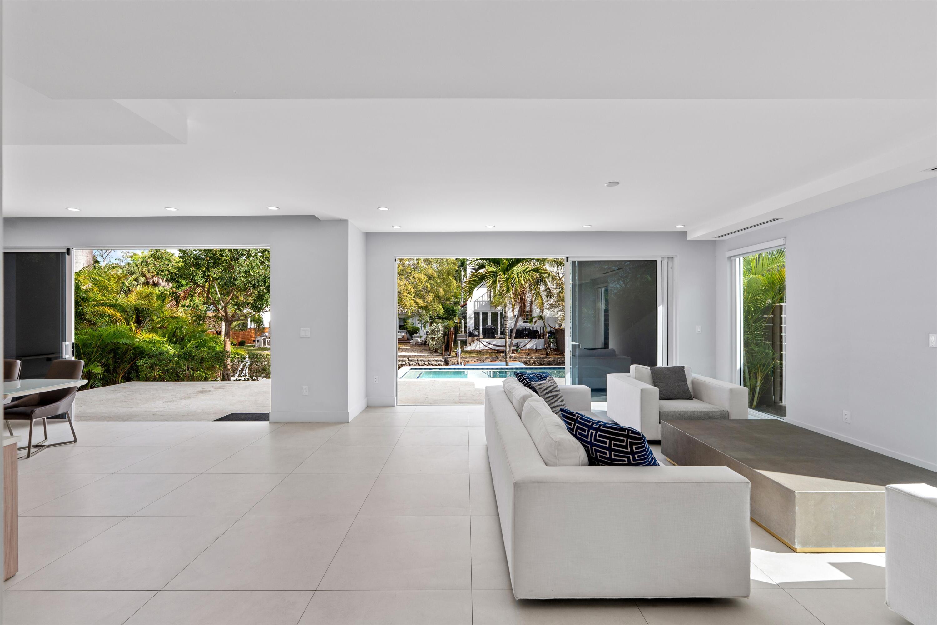 CROISSANT PARK RIVER SEC - Residential