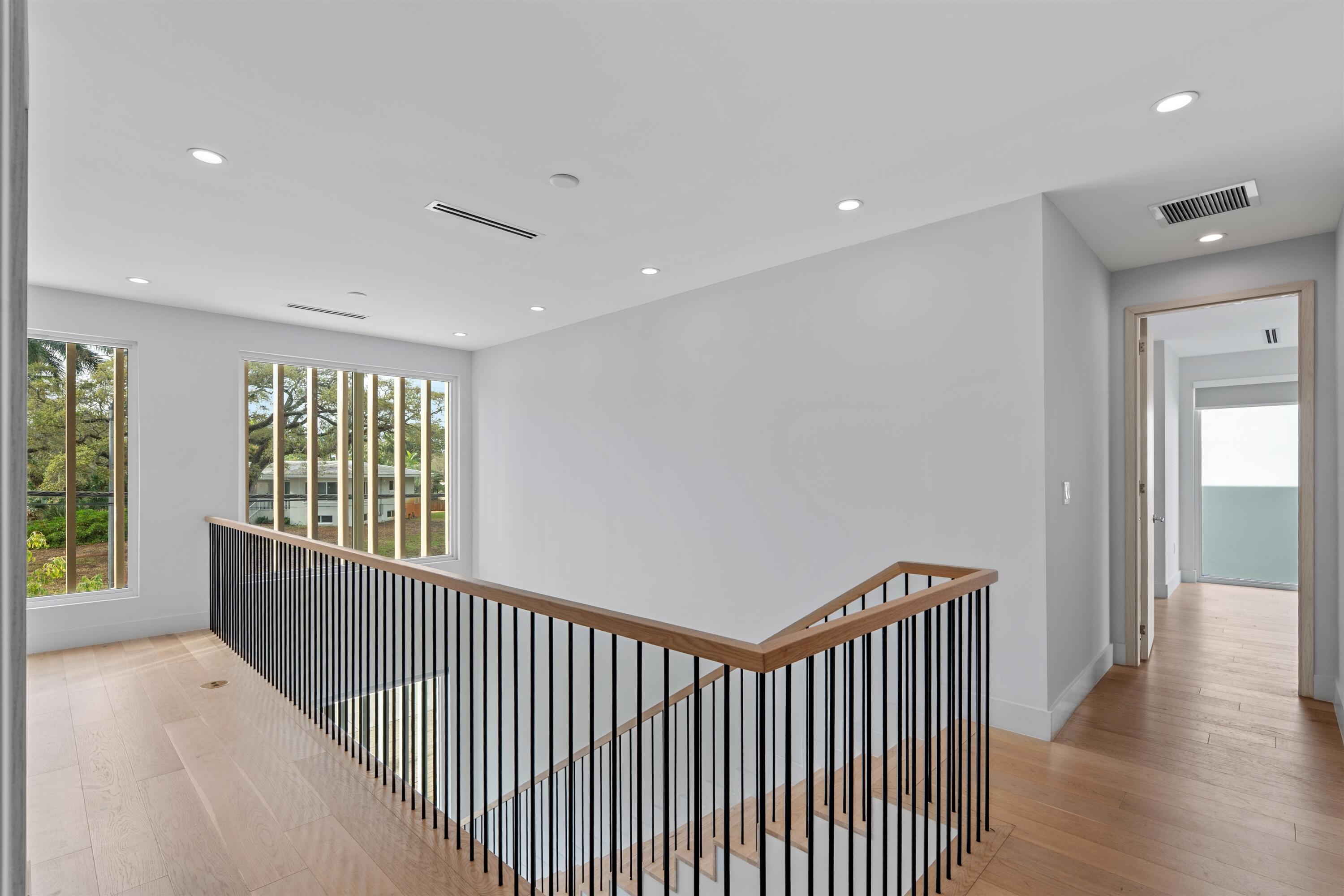 CROISSANT PARK RIVER SEC - Residential