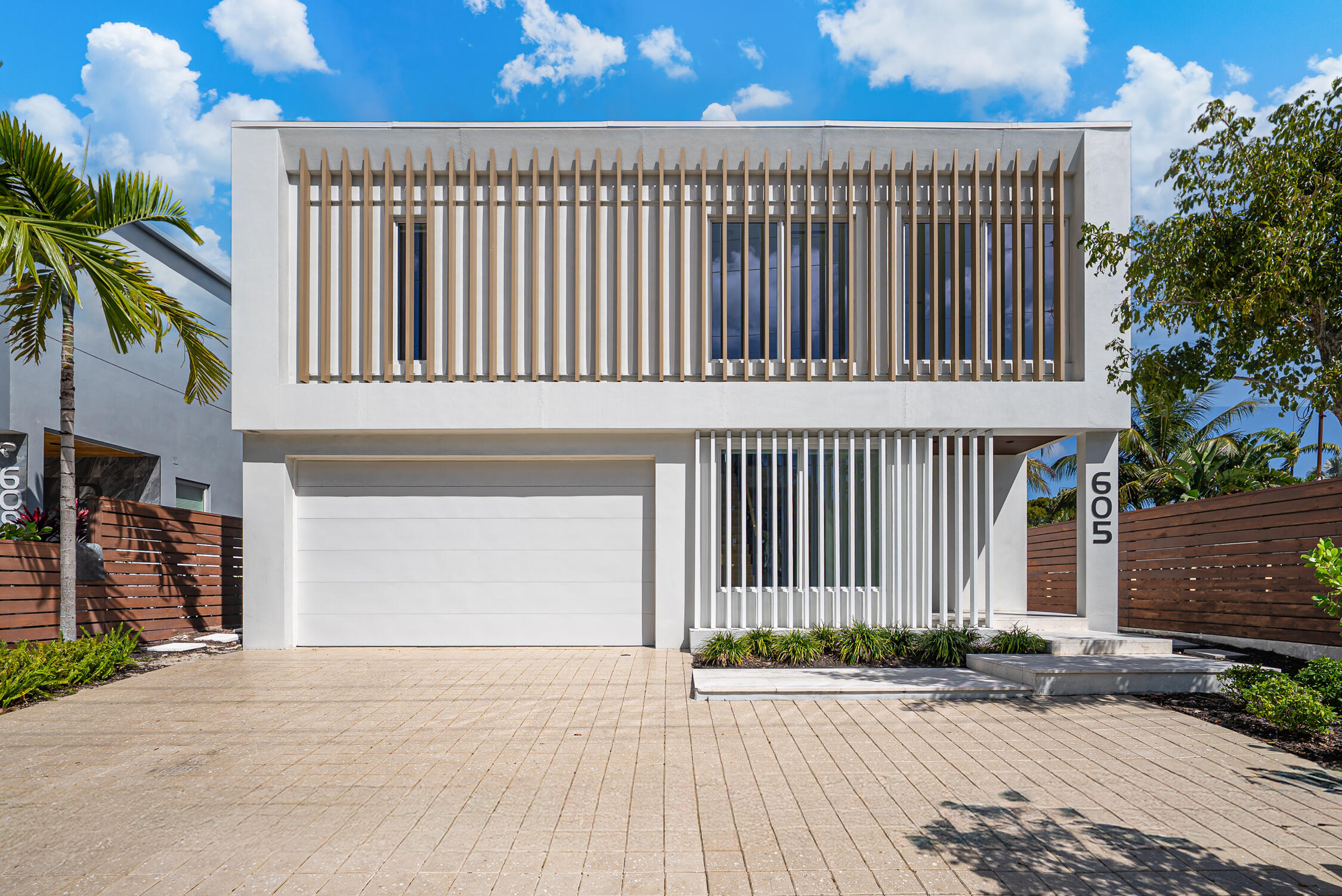 CROISSANT PARK RIVER SEC - Residential