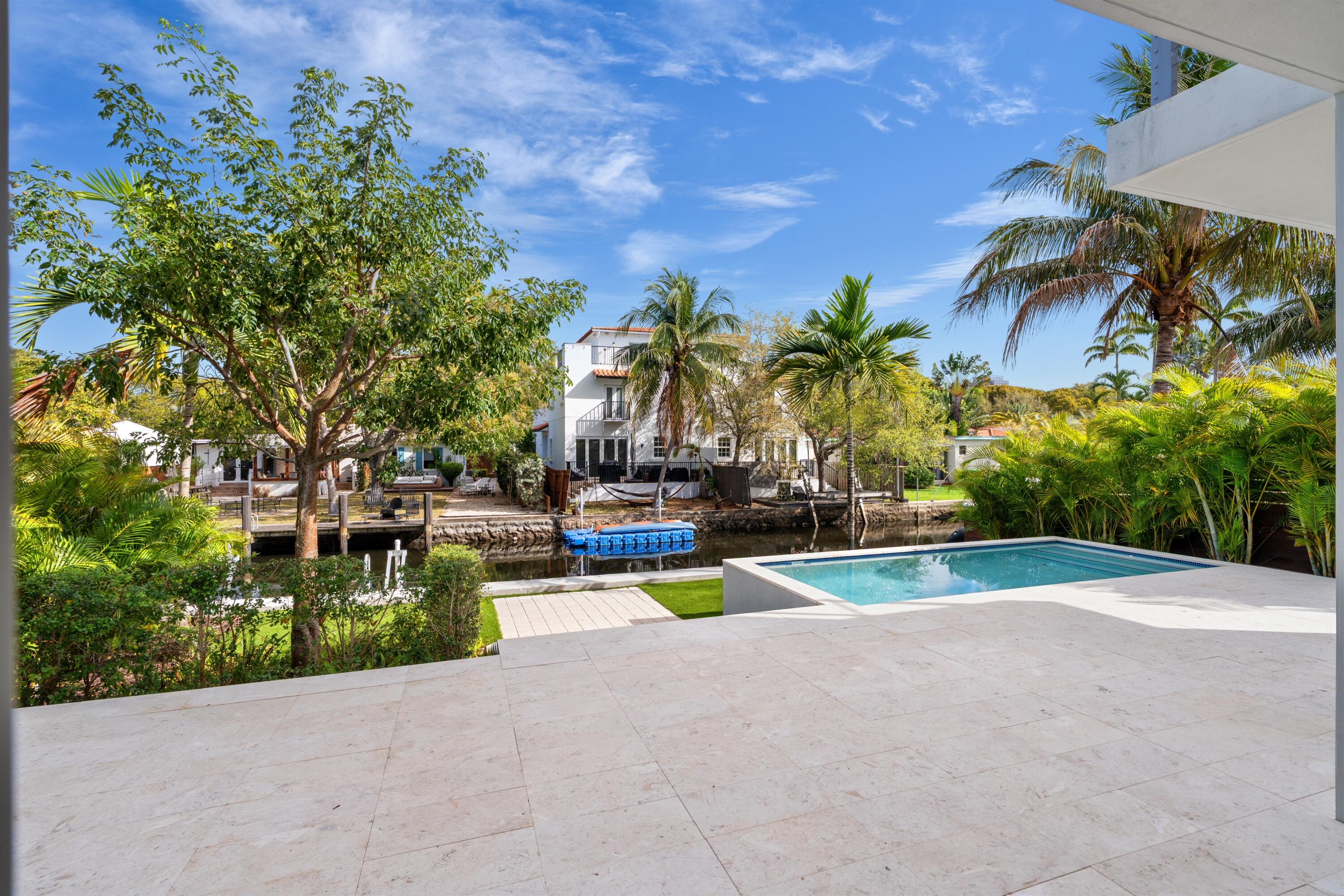 CROISSANT PARK RIVER SEC - Residential