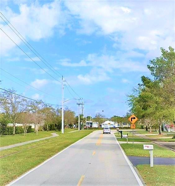Westchester 72-43 B - Residential