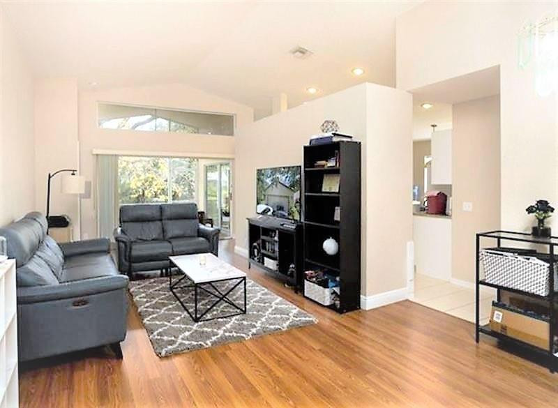 Westchester 72-43 B - Residential