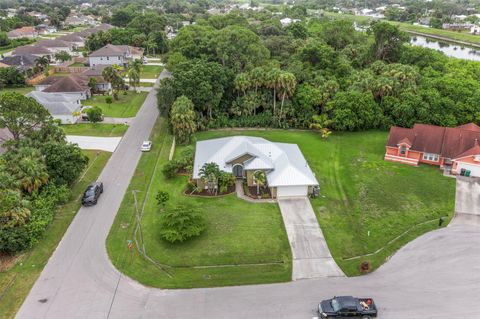 A home in Port St Lucie