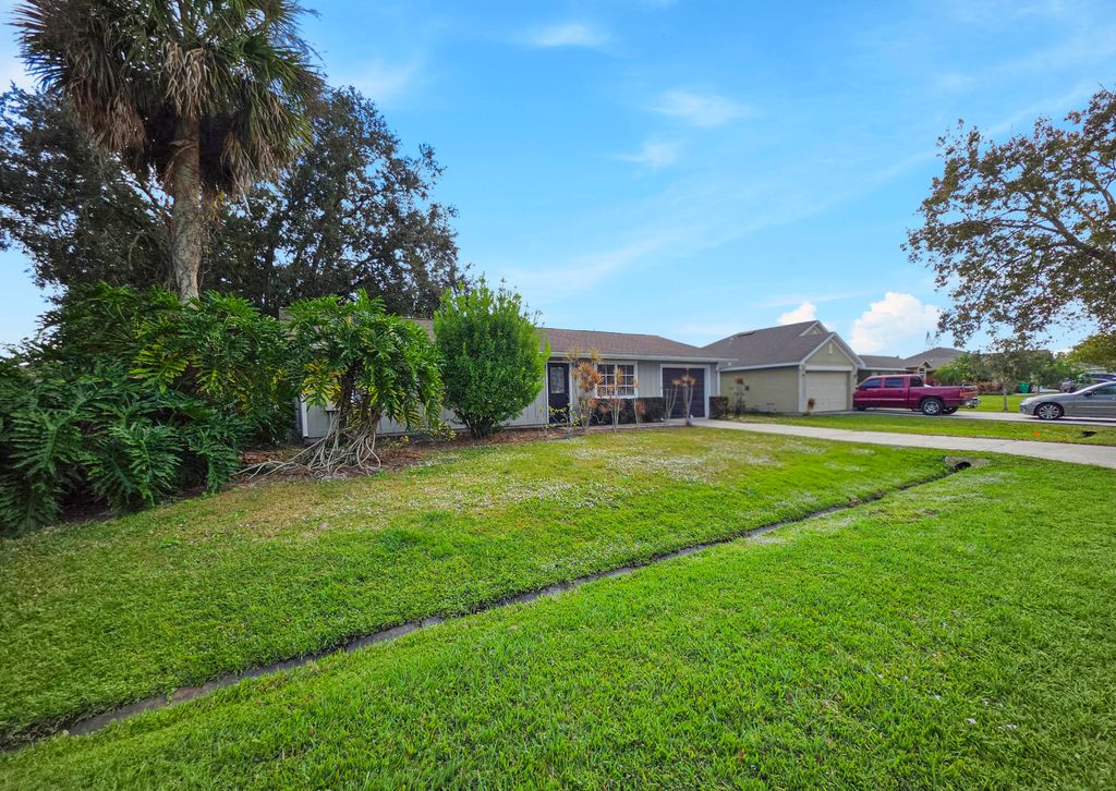 Photo of 168 SW Majestic Terrace, Port Saint Lucie, FL 34984 (MLS # R11149209)