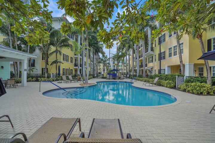 LATITUDE DELRAY - Residential Lease