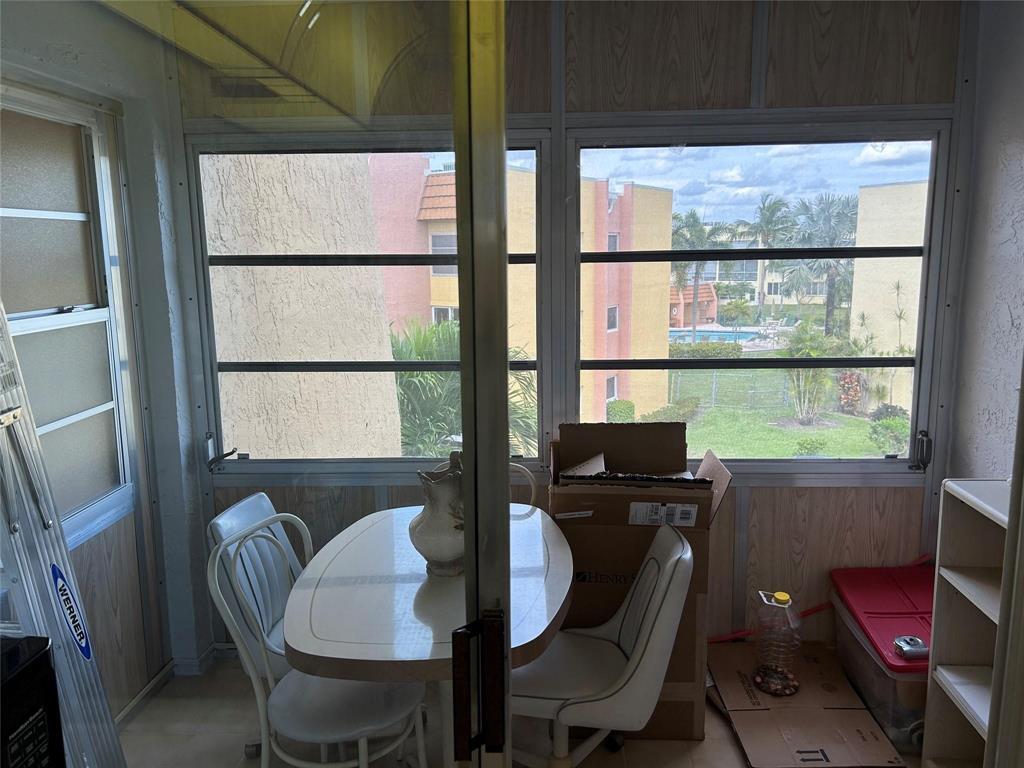 ROYAL PARK GARDENS II-L CONDO - Residential